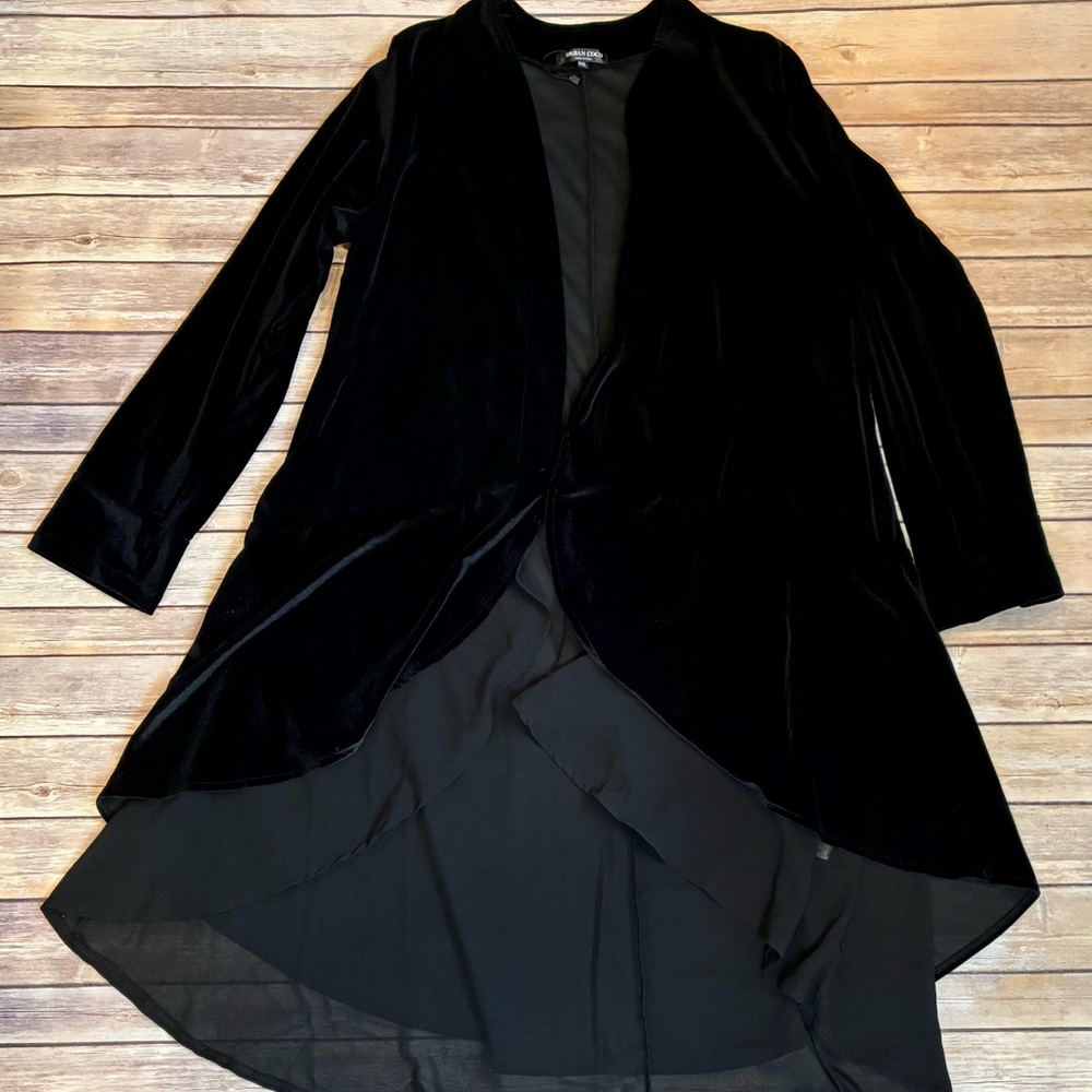 Elegant Black Velvet Woman duster blazer.
